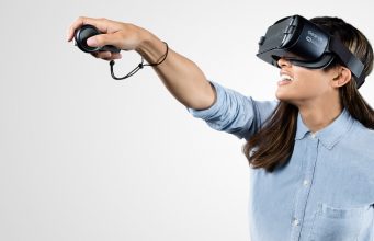 Gear-VR-Powered-by-Oculus-Oculus-341×220