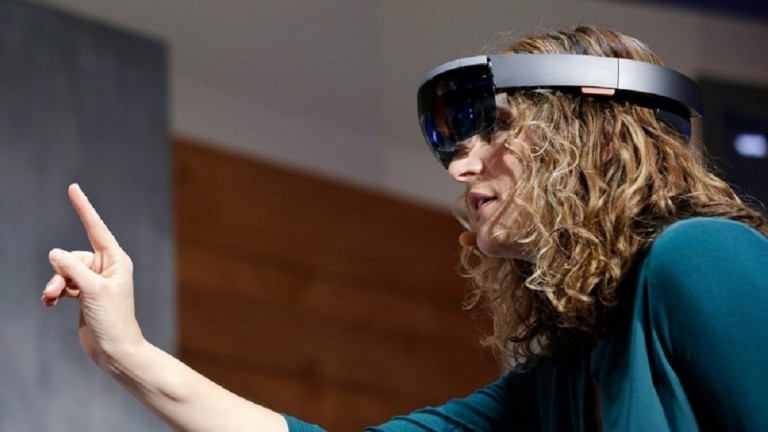 Microsoft’s HoloLens Readiness Partner Program Comes To The EU