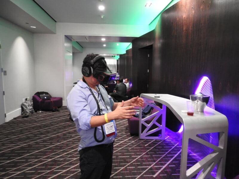 Dean Takahashi tries out the Qualcomm VR headset at GDC 2017.