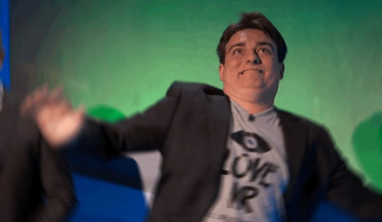 Palmer-Luckey-crazy-picture-750×436