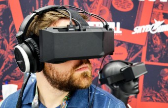 starvr-headset-e3-2016-starbreeze-5-caption-341×220