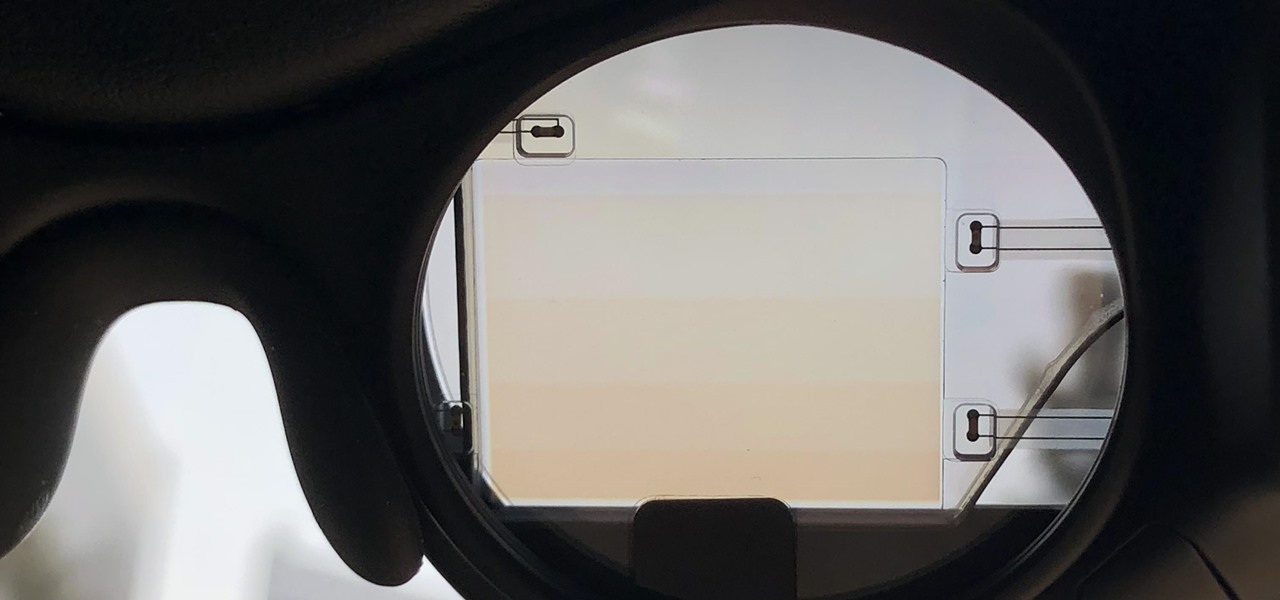 gallery-close-up-look-magic-leap-ones-optics.1280×600