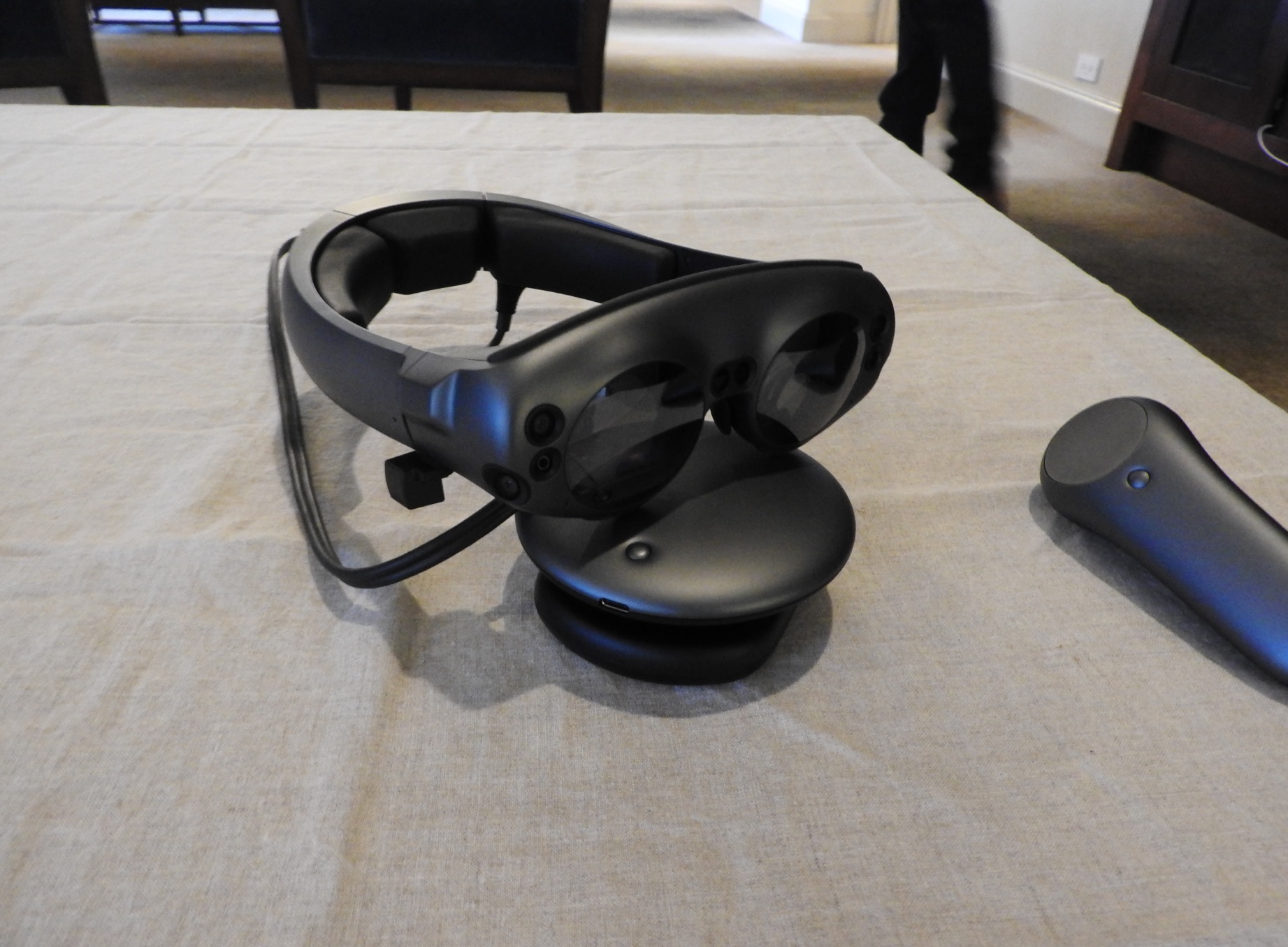 wingnut-ar-pest-control-shows-augmented-reality-can-be-silly