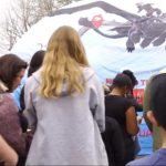 walmart-will-set-up-vr-enhanced-dreamworks-gift-shops-in-parking-lots