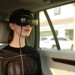 luci-debuts-lightweight-vr-glasses-with-dual-microled-displays-for-entertainment