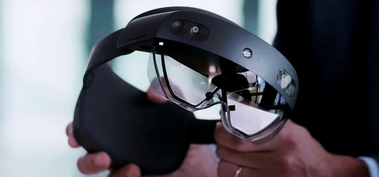 microsoft-launches-hololens-2-worldwide-heres-a-close-up-look-at-the-3500-device-updated